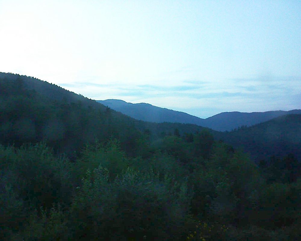 Le petit ballon vu depuis le Domaine Langmatt à Murbach le 19.07.2018 à 21:30 Le petit ballon (Alsace, Vosges) le 19.07.2018 à 21:30