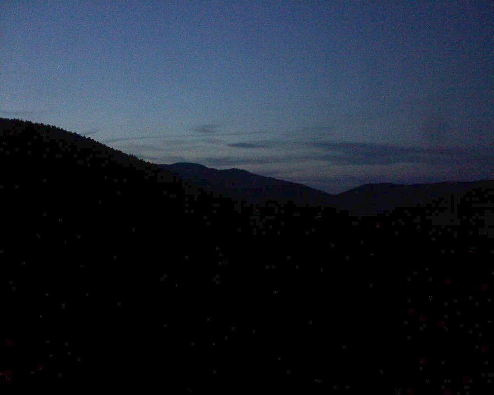 Le petit ballon vu depuis le Domaine Langmatt à Murbach le 19.07.2018 à 22:00 Le petit ballon (Alsace, Vosges) le 19.07.2018 à 22:00
