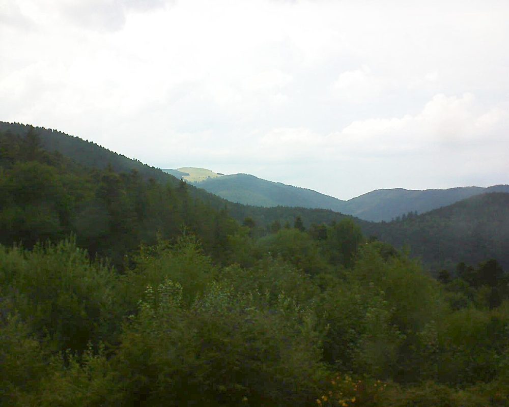 Le petit ballon vu depuis le Domaine Langmatt à Murbach le 20.07.2018 à 17:15 Le petit ballon (Alsace, Vosges) le 20.07.2018 à 17:15