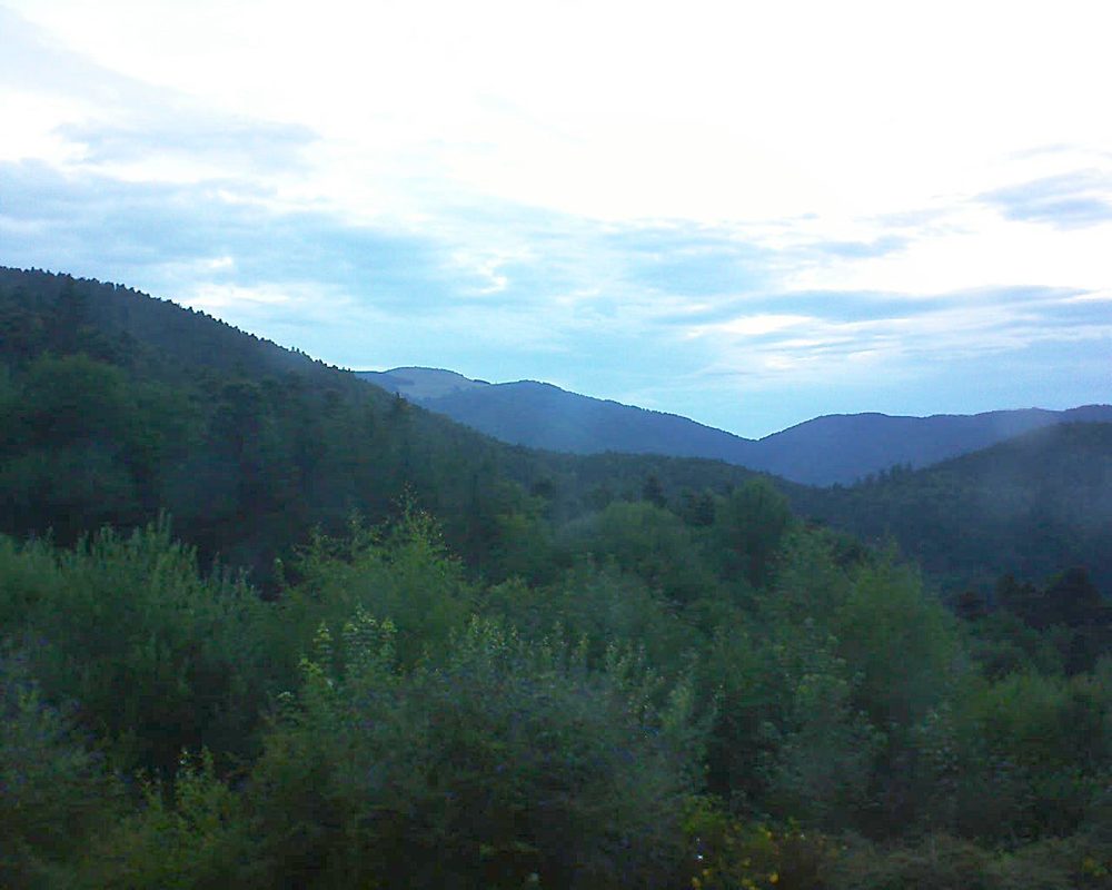 Le petit ballon vu depuis le Domaine Langmatt à Murbach le 21.07.2018 à 06:15 Le petit ballon (Alsace, Vosges) le 21.07.2018 à 06:15