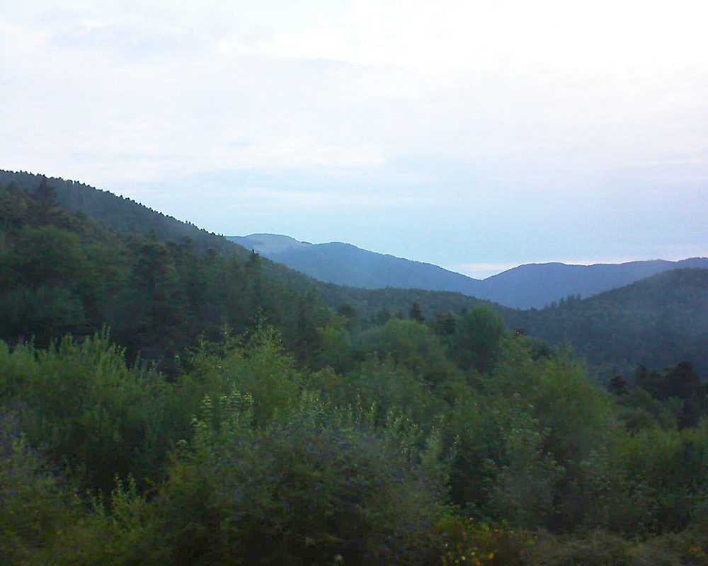 Le petit ballon vu depuis le Domaine Langmatt à Murbach le 22.07.2018 à 06:30 Le petit ballon (Alsace, Vosges) le 22.07.2018 à 06:30