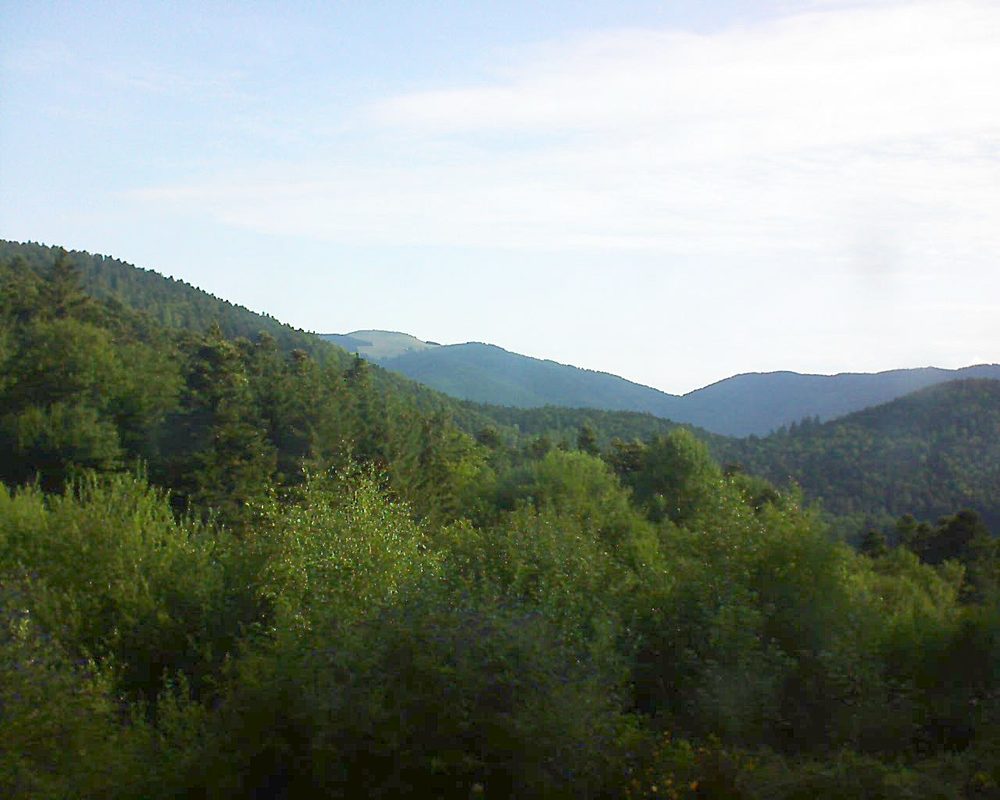 Le petit ballon vu depuis le Domaine Langmatt à Murbach le 22.07.2018 à 08:45 Le petit ballon (Alsace, Vosges) le 22.07.2018 à 08:45