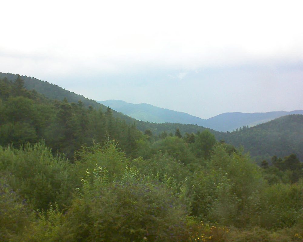 Le petit ballon vu depuis le Domaine Langmatt à Murbach le 22.07.2018 à 15:15 Le petit ballon (Alsace, Vosges) le 22.07.2018 à 15:15