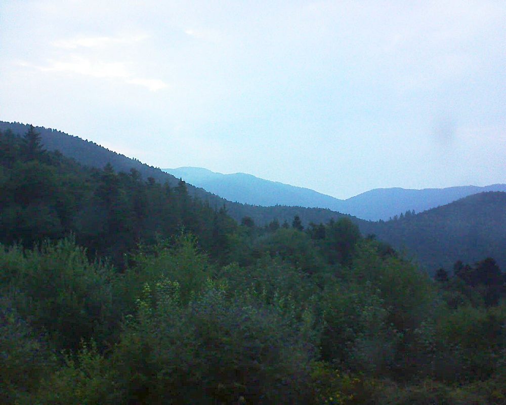 Le petit ballon vu depuis le Domaine Langmatt à Murbach le 22.07.2018 à 21:15 Le petit ballon (Alsace, Vosges) le 22.07.2018 à 21:15