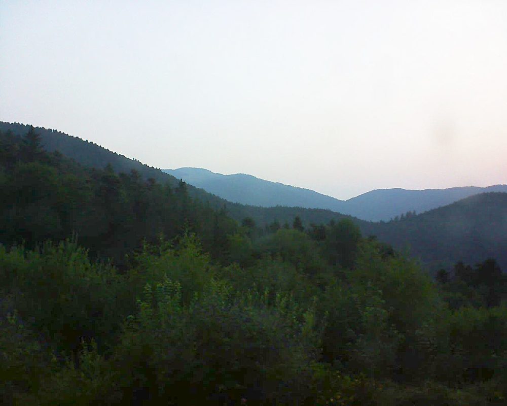 Le petit ballon vu depuis le Domaine Langmatt à Murbach le 23.07.2018 à 06:15 Le petit ballon (Alsace, Vosges) le 23.07.2018 à 06:15