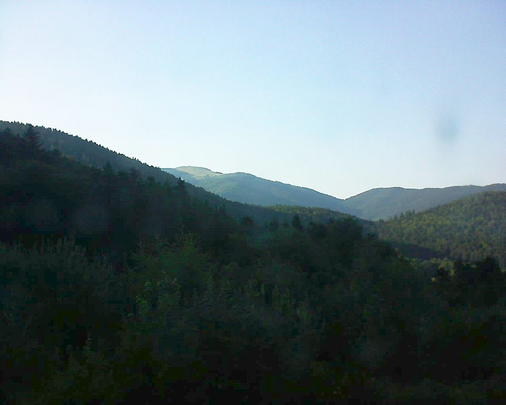 Le petit ballon vu depuis le Domaine Langmatt à Murbach le 26.07.2018 à 19:15 Le petit ballon (Alsace, Vosges) le 26.07.2018 à 19:15