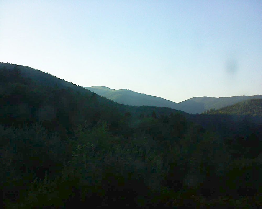 Le petit ballon vu depuis le Domaine Langmatt à Murbach le 26.07.2018 à 20:00 Le petit ballon (Alsace, Vosges) le 26.07.2018 à 20:00