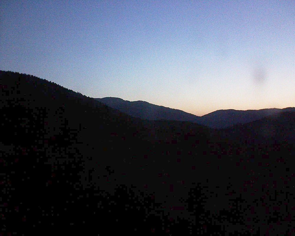 Le petit ballon vu depuis le Domaine Langmatt à Murbach le 27.07.2018 à 05:30 Le petit ballon (Alsace, Vosges) le 27.07.2018 à 05:30