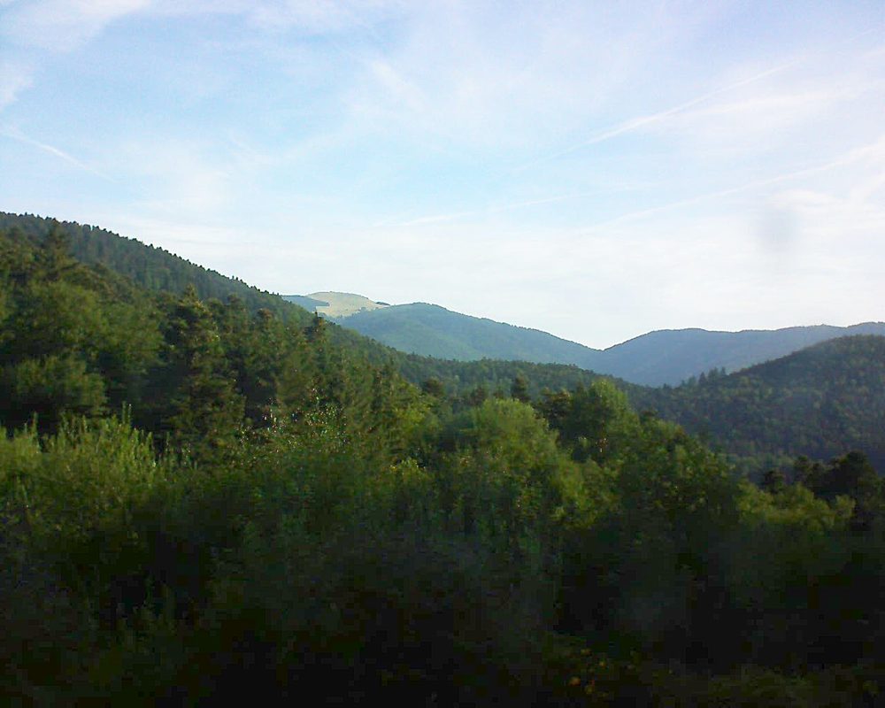 Le petit ballon vu depuis le Domaine Langmatt à Murbach le 29.07.2018 à 08:30 Le petit ballon (Alsace, Vosges) le 29.07.2018 à 08:30