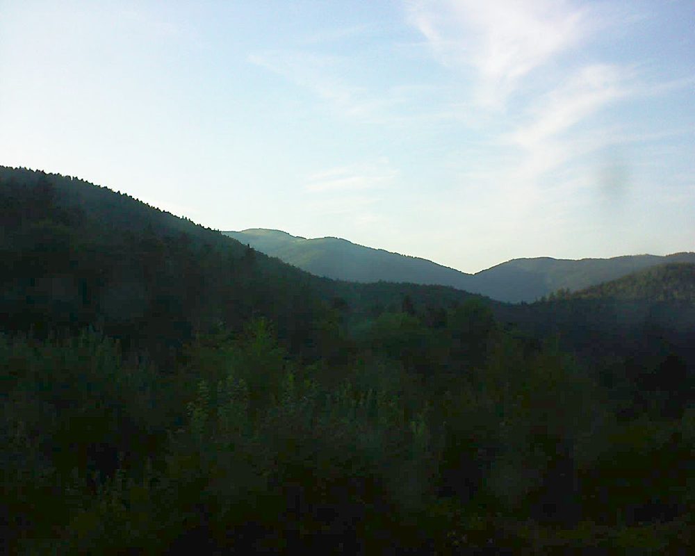Le petit ballon vu depuis le Domaine Langmatt à Murbach le 30.07.2018 à 20:00 Le petit ballon (Alsace, Vosges) le 30.07.2018 à 20:00