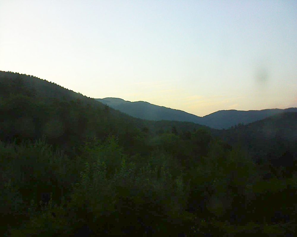 Le petit ballon vu depuis le Domaine Langmatt à Murbach le 30.07.2018 à 21:00 Le petit ballon (Alsace, Vosges) le 30.07.2018 à 21:00