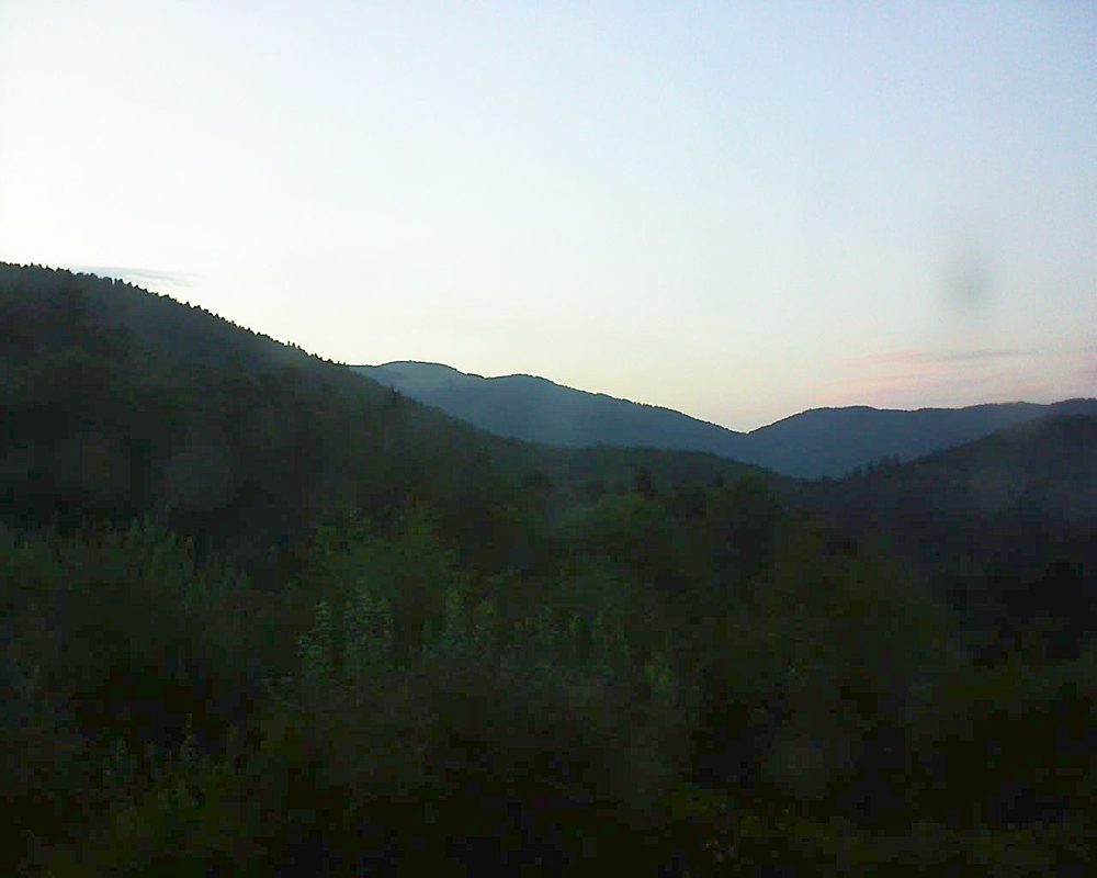 Le petit ballon vu depuis le Domaine Langmatt à Murbach le 30.07.2018 à 21:15 Le petit ballon (Alsace, Vosges) le 30.07.2018 à 21:15