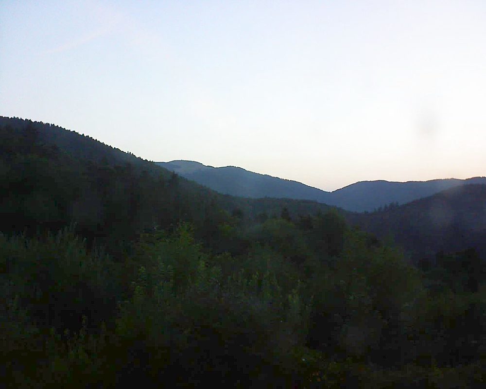 Le petit ballon vu depuis le Domaine Langmatt à Murbach le 31.07.2018 à 06:00 Le petit ballon (Alsace, Vosges) le 31.07.2018 à 06:00