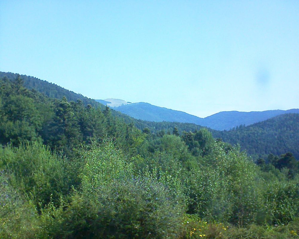 Le petit ballon vu depuis le Domaine Langmatt à Murbach le 02.08.2018 à 10:15 Le petit ballon (Alsace, Vosges) le 02.08.2018 à 10:15