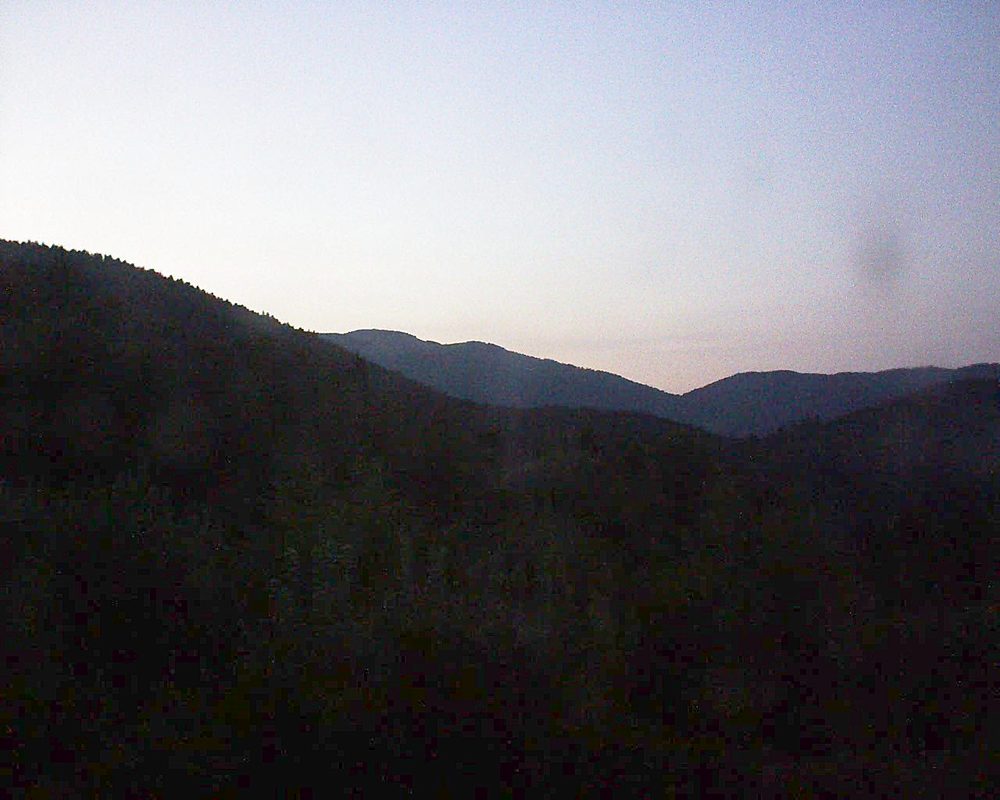 Le petit ballon vu depuis le Domaine Langmatt à Murbach le 02.08.2018 à 21:30 Le petit ballon (Alsace, Vosges) le 02.08.2018 à 21:30