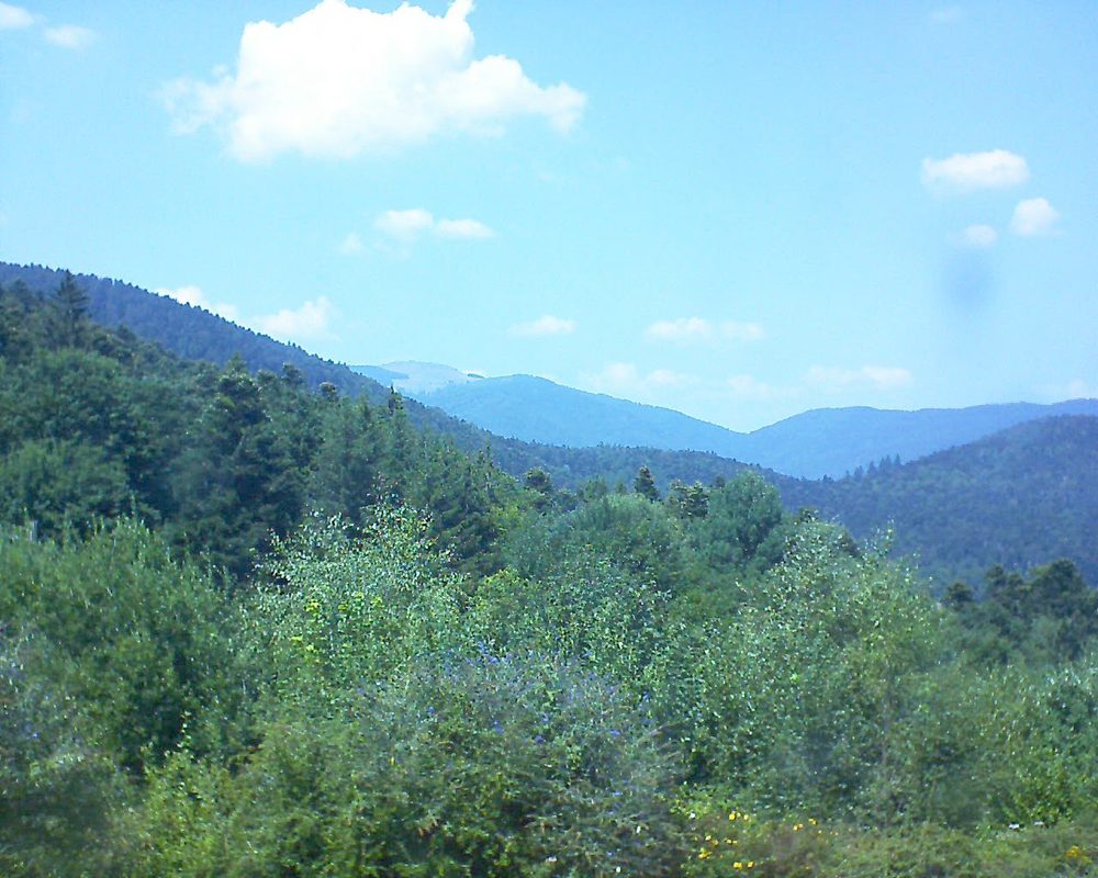 Le petit ballon vu depuis le Domaine Langmatt à Murbach le 03.08.2018 à 14:30 Le petit ballon (Alsace, Vosges) le 03.08.2018 à 14:30