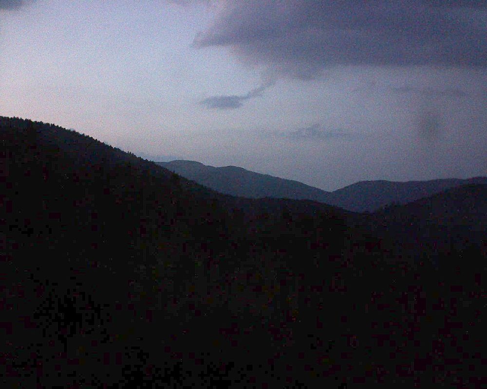 Le petit ballon vu depuis le Domaine Langmatt à Murbach le 03.08.2018 à 21:30 Le petit ballon (Alsace, Vosges) le 03.08.2018 à 21:30