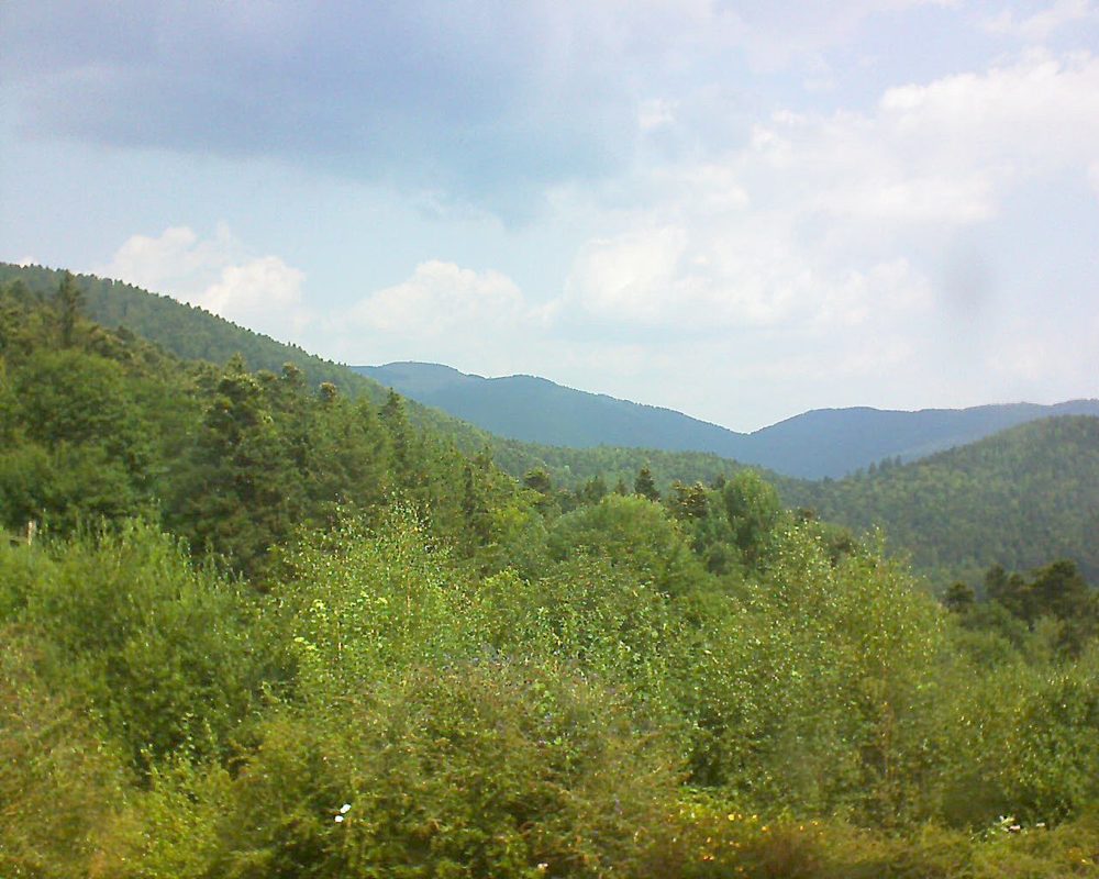 Le petit ballon vu depuis le Domaine Langmatt à Murbach le 04.08.2018 à 12:00 Le petit ballon (Alsace, Vosges) le 04.08.2018 à 12:00