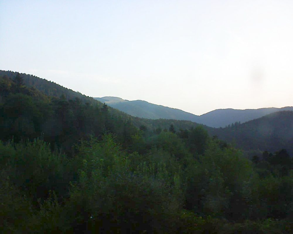 Le petit ballon vu depuis le Domaine Langmatt à Murbach le 05.08.2018 à 07:00 Le petit ballon (Alsace, Vosges) le 05.08.2018 à 07:00