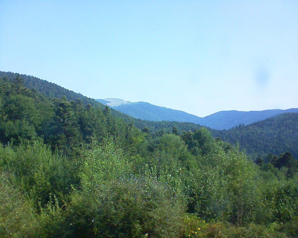 Le petit ballon vu depuis le Domaine Langmatt à Murbach le 05.08.2018 à 10:00 Le petit ballon (Alsace, Vosges) le 05.08.2018 à 10:00