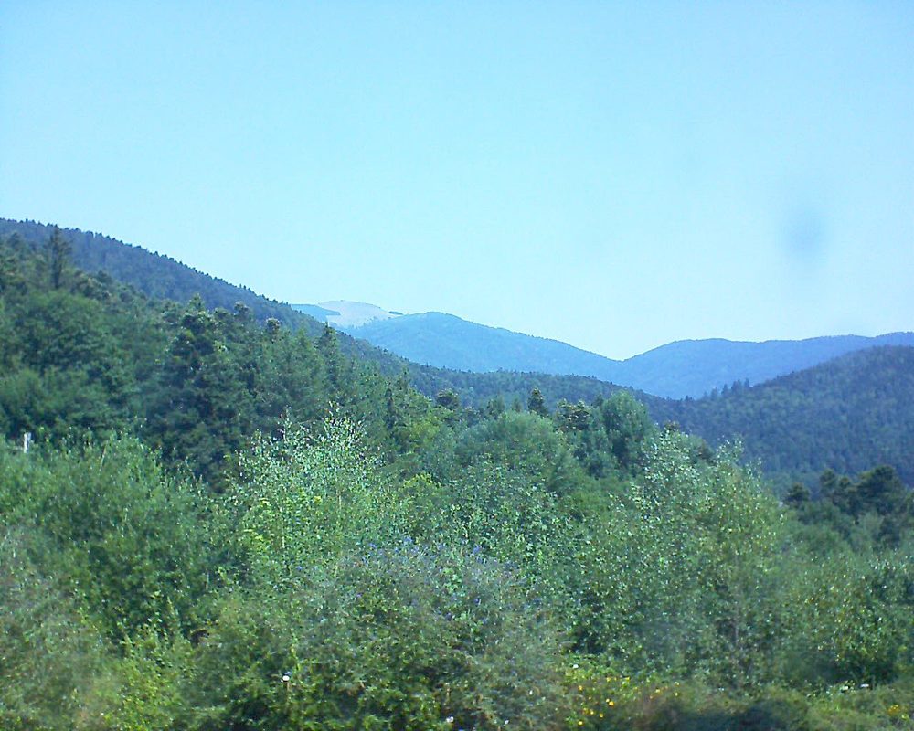 Le petit ballon vu depuis le Domaine Langmatt à Murbach le 05.08.2018 à 12:15 Le petit ballon (Alsace, Vosges) le 05.08.2018 à 12:15
