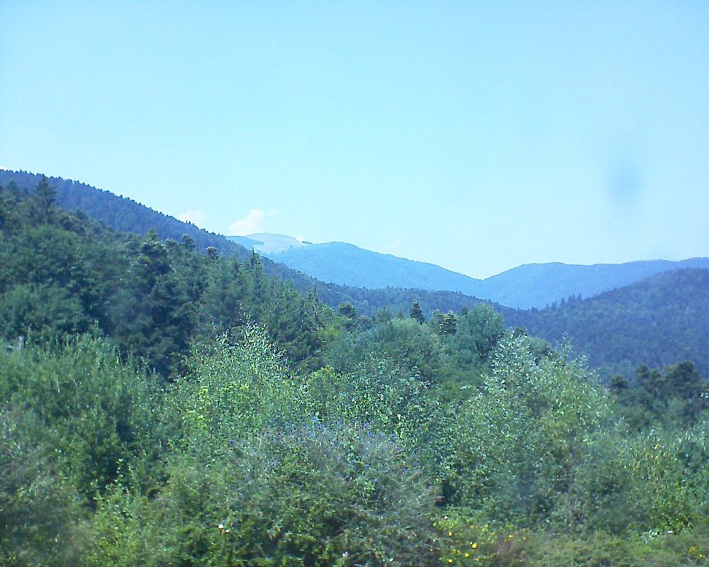 Le petit ballon vu depuis le Domaine Langmatt à Murbach le 05.08.2018 à 14:15 Le petit ballon (Alsace, Vosges) le 05.08.2018 à 14:15
