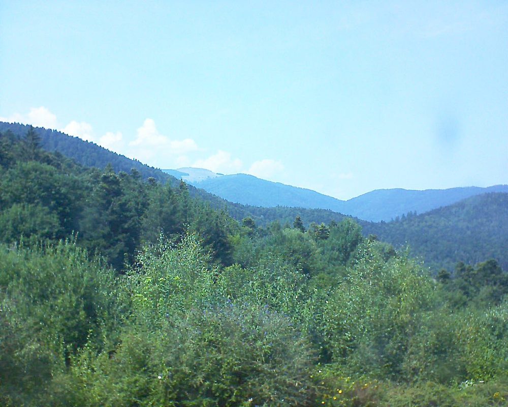 Le petit ballon vu depuis le Domaine Langmatt à Murbach le 05.08.2018 à 15:15 Le petit ballon (Alsace, Vosges) le 05.08.2018 à 15:15