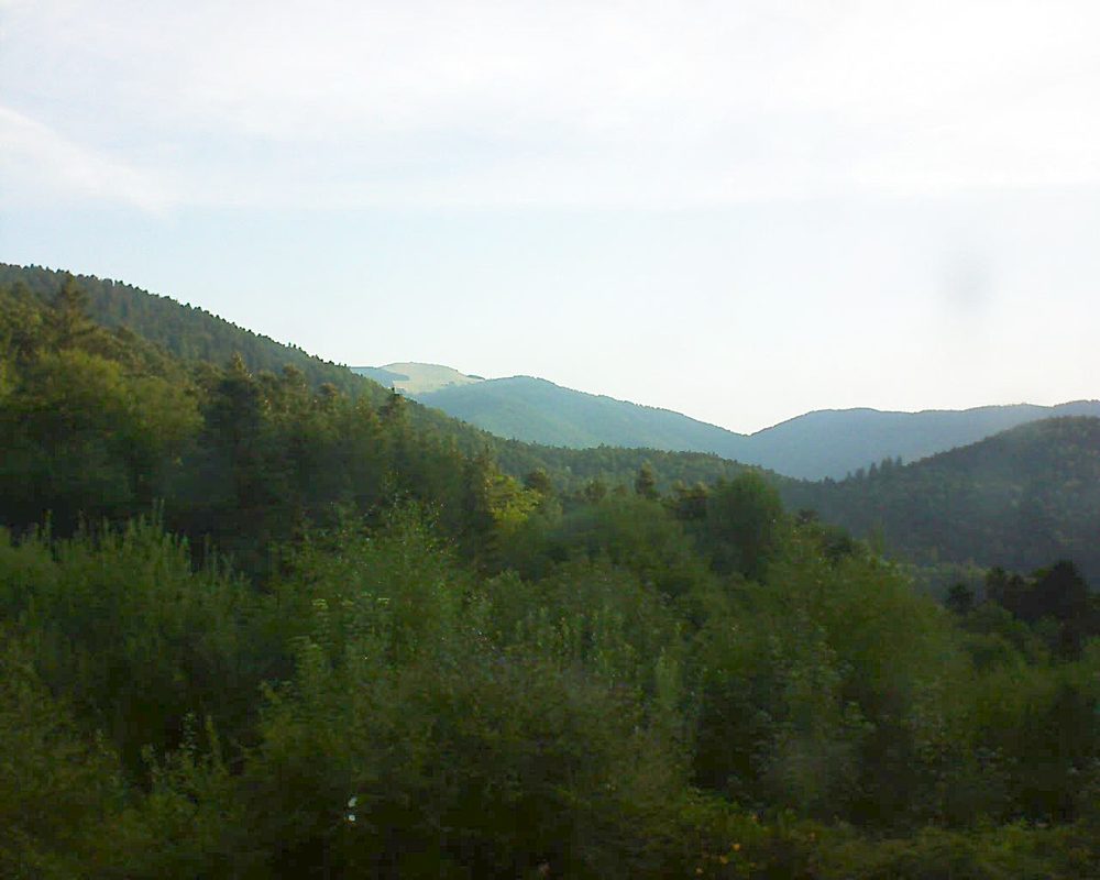 Le petit ballon vu depuis le Domaine Langmatt à Murbach le 06.08.2018 à 07:45 Le petit ballon (Alsace, Vosges) le 06.08.2018 à 07:45