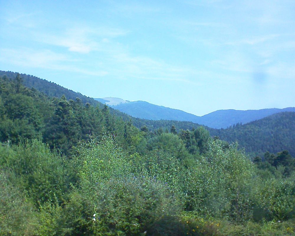 Le petit ballon vu depuis le Domaine Langmatt à Murbach le 06.08.2018 à 11:30 Le petit ballon (Alsace, Vosges) le 06.08.2018 à 11:30