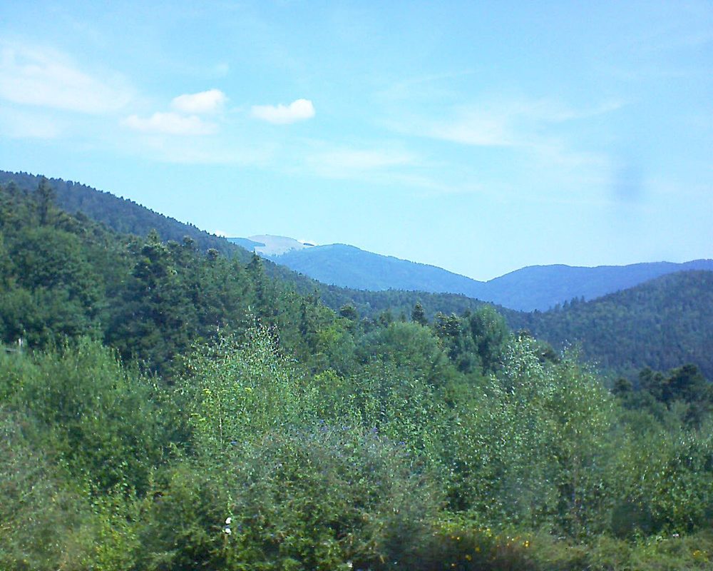 Le petit ballon vu depuis le Domaine Langmatt à Murbach le 06.08.2018 à 11:45 Le petit ballon (Alsace, Vosges) le 06.08.2018 à 11:45