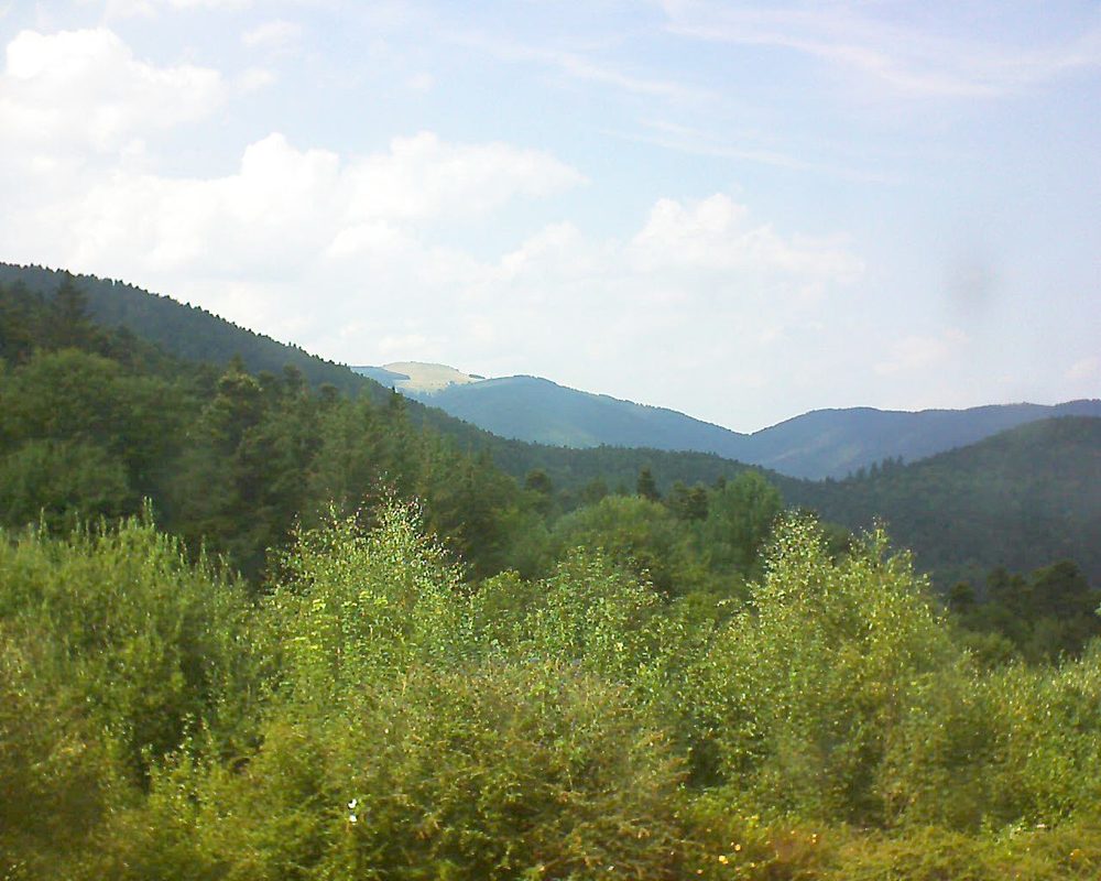Le petit ballon vu depuis le Domaine Langmatt à Murbach le 06.08.2018 à 15:45 Le petit ballon (Alsace, Vosges) le 06.08.2018 à 15:45