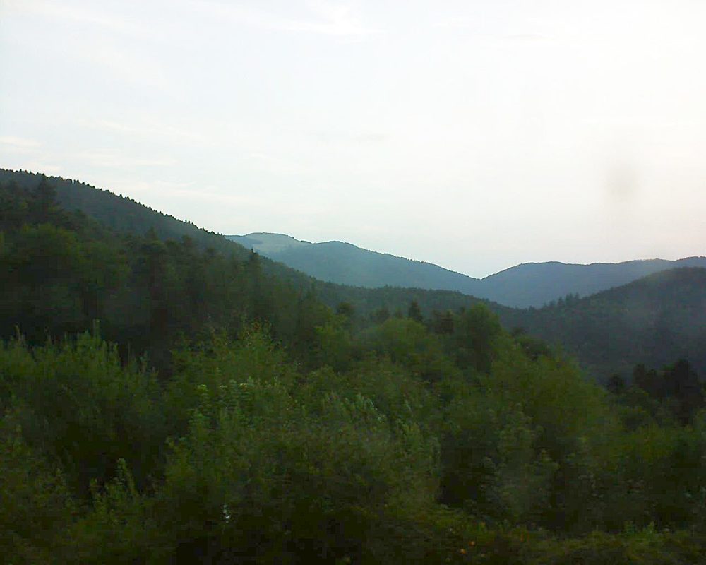 Le petit ballon vu depuis le Domaine Langmatt à Murbach le 07.08.2018 à 06:30 Le petit ballon (Alsace, Vosges) le 07.08.2018 à 06:30