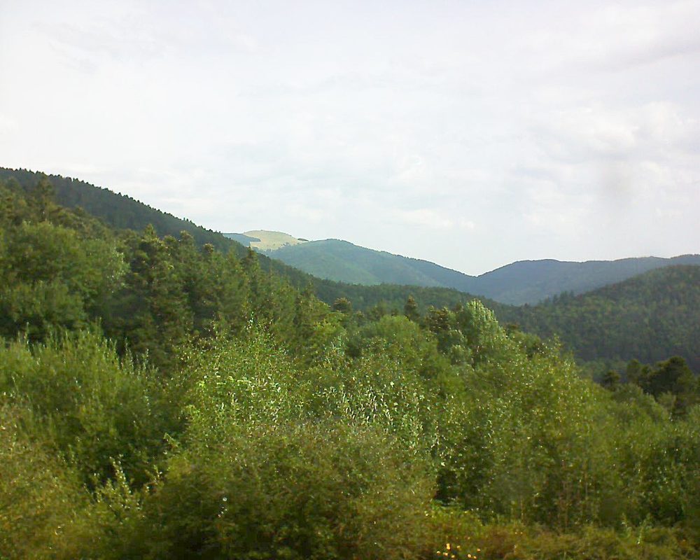 Le petit ballon vu depuis le Domaine Langmatt à Murbach le 08.08.2018 à 10:00 Le petit ballon (Alsace, Vosges) le 08.08.2018 à 10:00