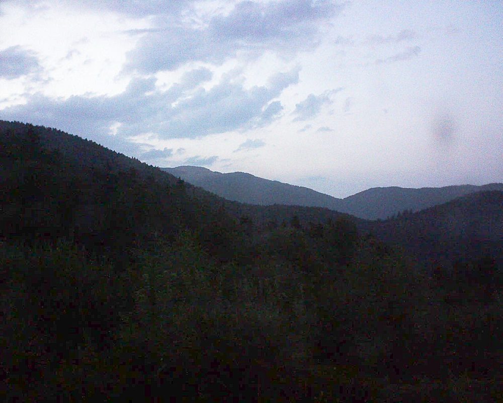 Le petit ballon vu depuis le Domaine Langmatt à Murbach le 08.08.2018 à 21:15 Le petit ballon (Alsace, Vosges) le 08.08.2018 à 21:15