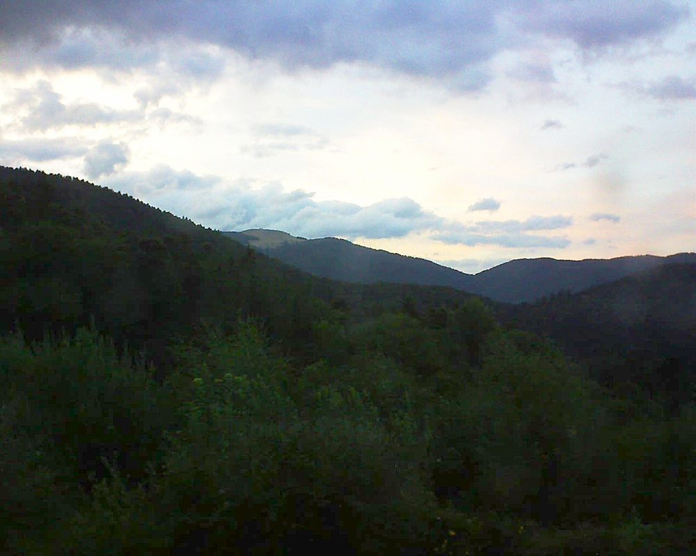 Le petit ballon vu depuis le Domaine Langmatt à Murbach le 09.08.2018 à 21:00 Le petit ballon (Alsace, Vosges) le 09.08.2018 à 21:00