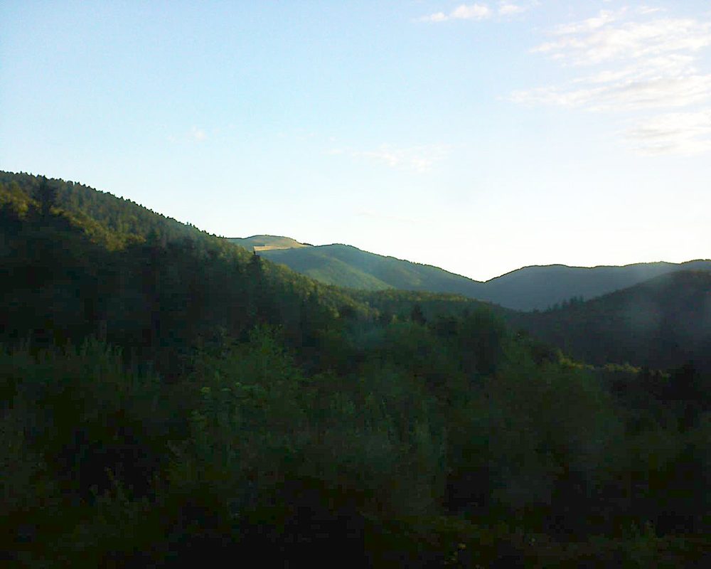 Le petit ballon vu depuis le Domaine Langmatt à Murbach le 10.08.2018 à 07:00 Le petit ballon (Alsace, Vosges) le 10.08.2018 à 07:00