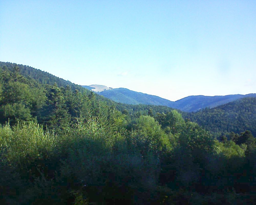 Le petit ballon vu depuis le Domaine Langmatt à Murbach le 10.08.2018 à 09:00 Le petit ballon (Alsace, Vosges) le 10.08.2018 à 09:00