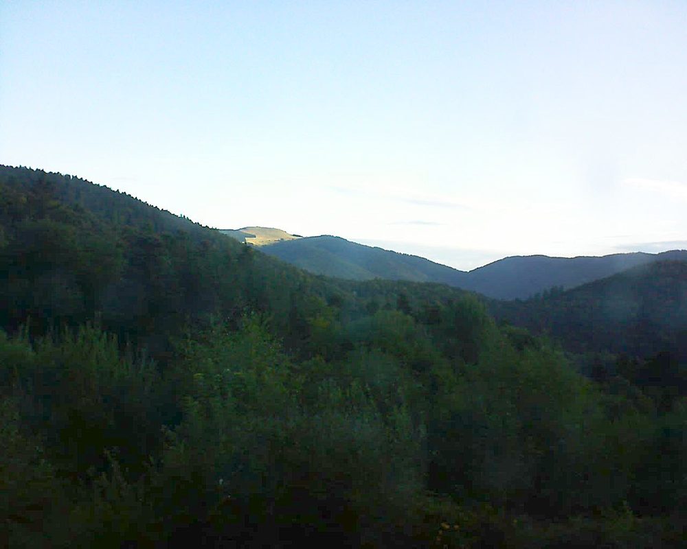Le petit ballon vu depuis le Domaine Langmatt à Murbach le 11.08.2018 à 07:30 Le petit ballon (Alsace, Vosges) le 11.08.2018 à 07:30