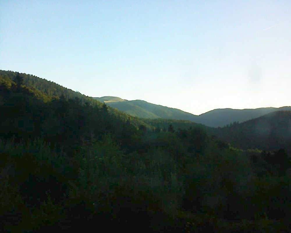 Le petit ballon vu depuis le Domaine Langmatt à Murbach le 12.08.2018 à 07:00 Le petit ballon (Alsace, Vosges) le 12.08.2018 à 07:00