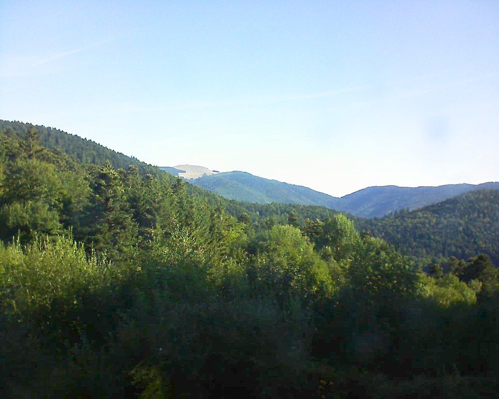Le petit ballon vu depuis le Domaine Langmatt à Murbach le 12.08.2018 à 09:00 Le petit ballon (Alsace, Vosges) le 12.08.2018 à 09:00