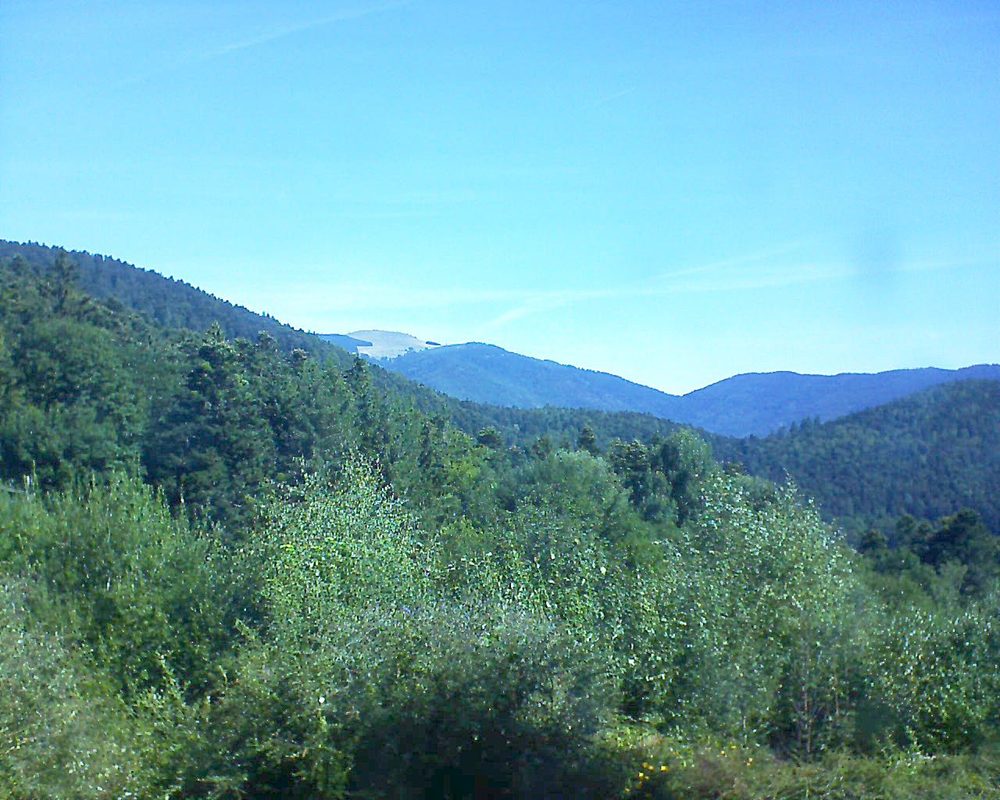Le petit ballon vu depuis le Domaine Langmatt à Murbach le 12.08.2018 à 11:00 Le petit ballon (Alsace, Vosges) le 12.08.2018 à 11:00