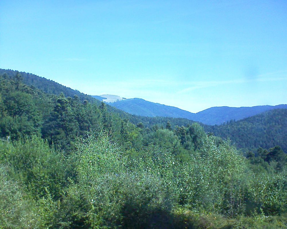 Le petit ballon vu depuis le Domaine Langmatt à Murbach le 12.08.2018 à 11:15 Le petit ballon (Alsace, Vosges) le 12.08.2018 à 11:15