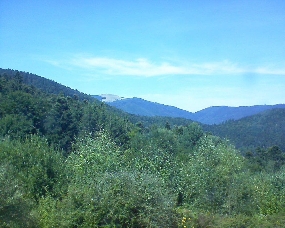 Le petit ballon vu depuis le Domaine Langmatt à Murbach le 12.08.2018 à 14:30 Le petit ballon (Alsace, Vosges) le 12.08.2018 à 14:30