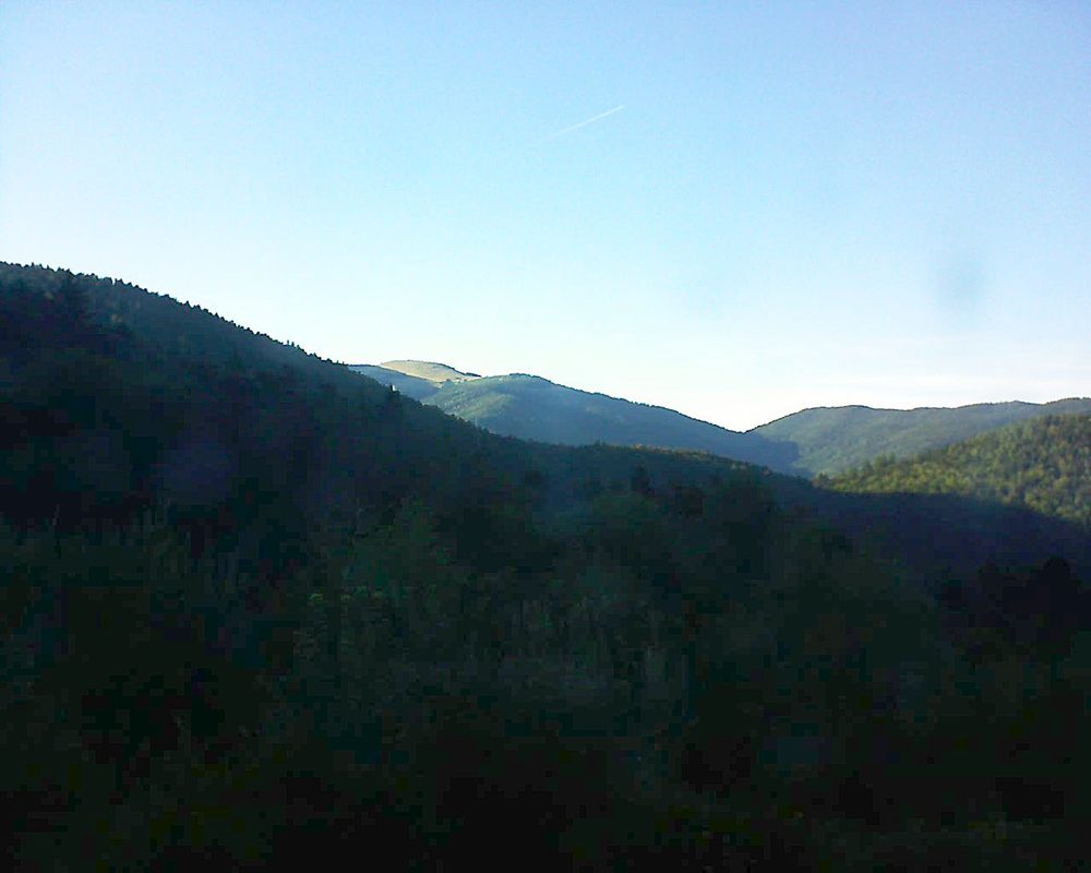 Le petit ballon vu depuis le Domaine Langmatt à Murbach le 12.08.2018 à 19:15 Le petit ballon (Alsace, Vosges) le 12.08.2018 à 19:15