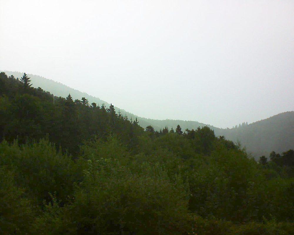 Le petit ballon vu depuis le Domaine Langmatt à Murbach le 13.08.2018 à 13:30 Le petit ballon (Alsace, Vosges) le 13.08.2018 à 13:30