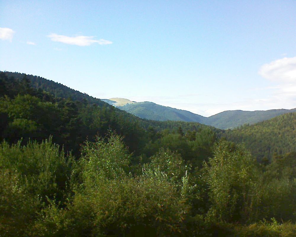Le petit ballon vu depuis le Domaine Langmatt à Murbach le 13.08.2018 à 18:00 Le petit ballon (Alsace, Vosges) le 13.08.2018 à 18:00