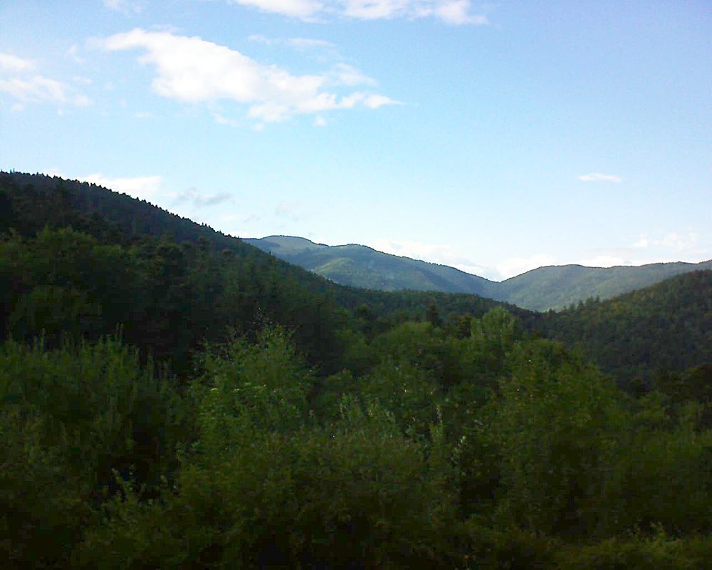 Le petit ballon vu depuis le Domaine Langmatt à Murbach le 13.08.2018 à 18:15 Le petit ballon (Alsace, Vosges) le 13.08.2018 à 18:15