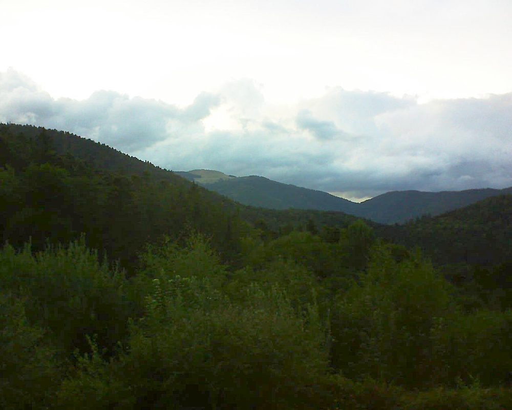 Le petit ballon vu depuis le Domaine Langmatt à Murbach le 13.08.2018 à 20:30 Le petit ballon (Alsace, Vosges) le 13.08.2018 à 20:30