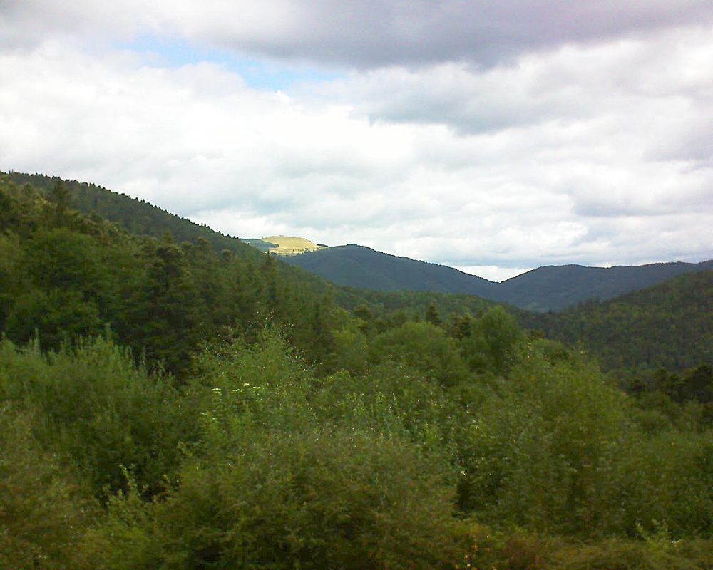 Le petit ballon vu depuis le Domaine Langmatt à Murbach le 14.08.2018 à 11:45 Le petit ballon (Alsace, Vosges) le 14.08.2018 à 11:45
