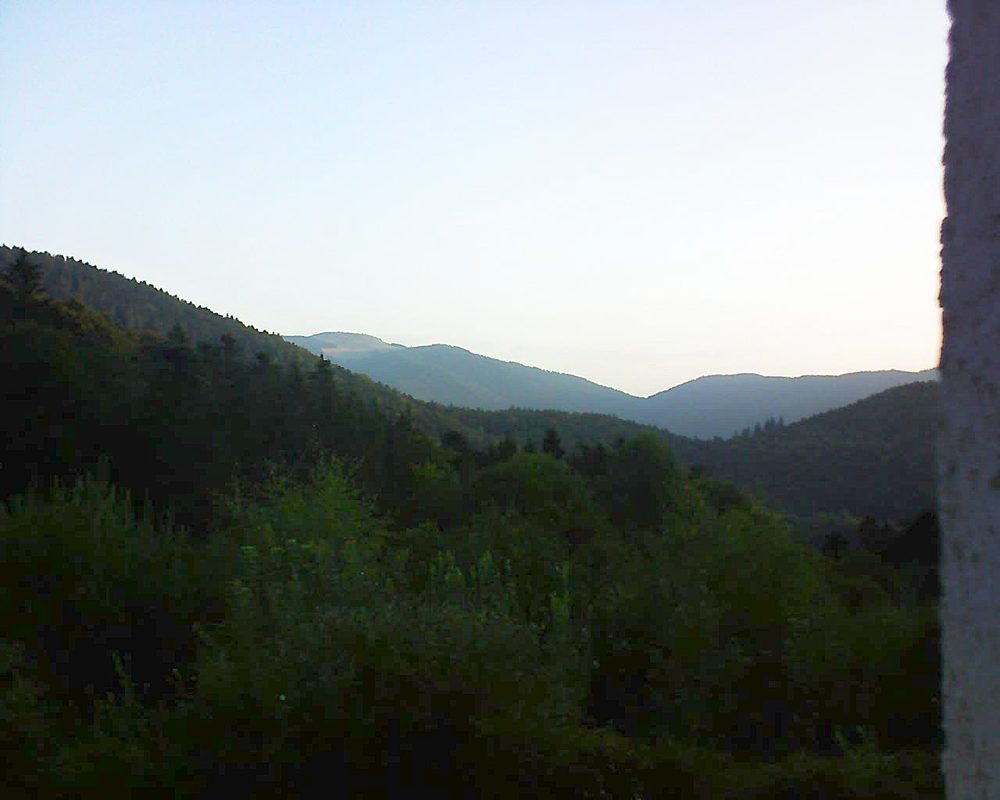 Le petit ballon vu depuis le Domaine Langmatt à Murbach le 15.08.2018 à 07:00 Le petit ballon (Alsace, Vosges) le 15.08.2018 à 07:00